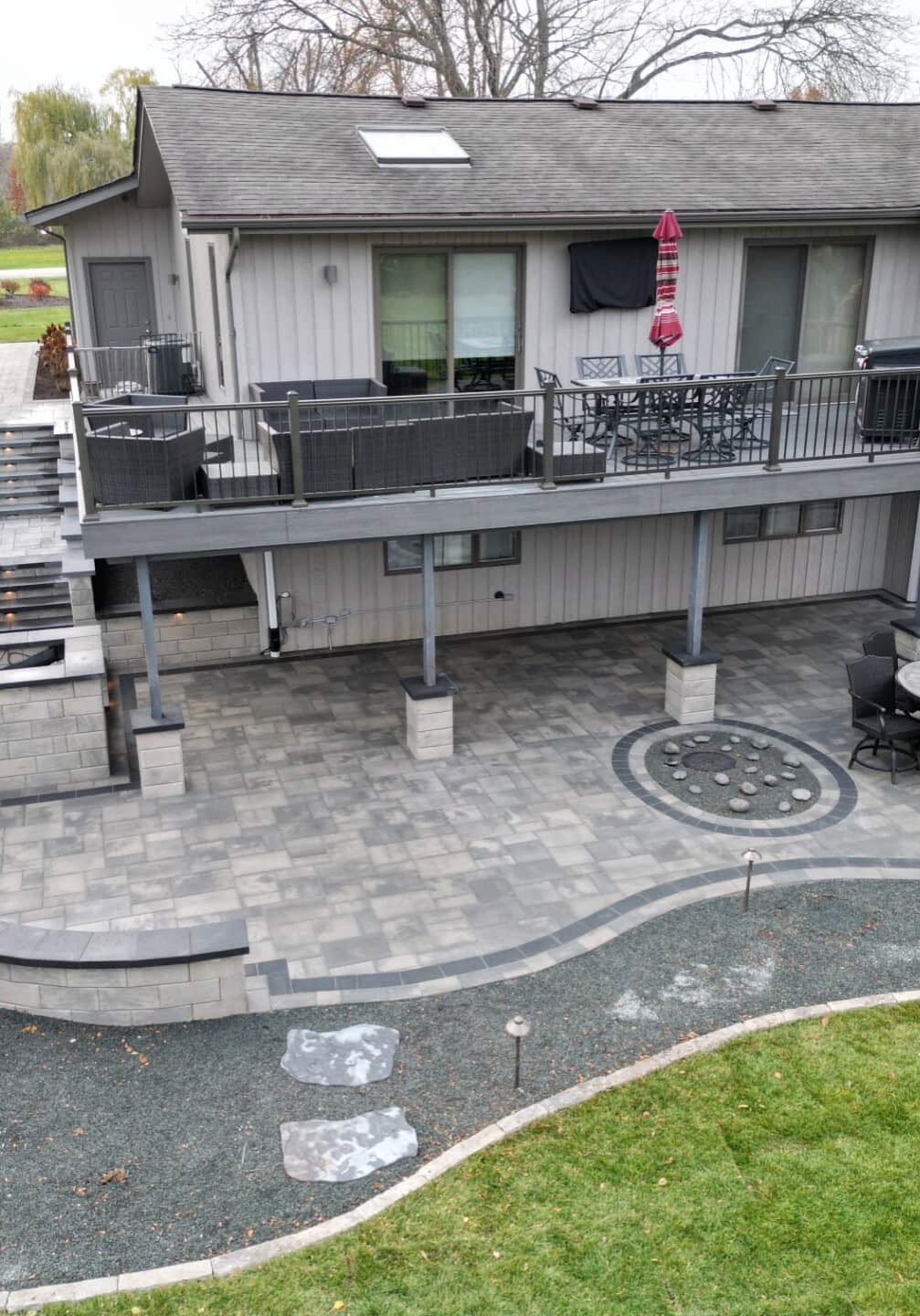 Modern patio with terrace and garden